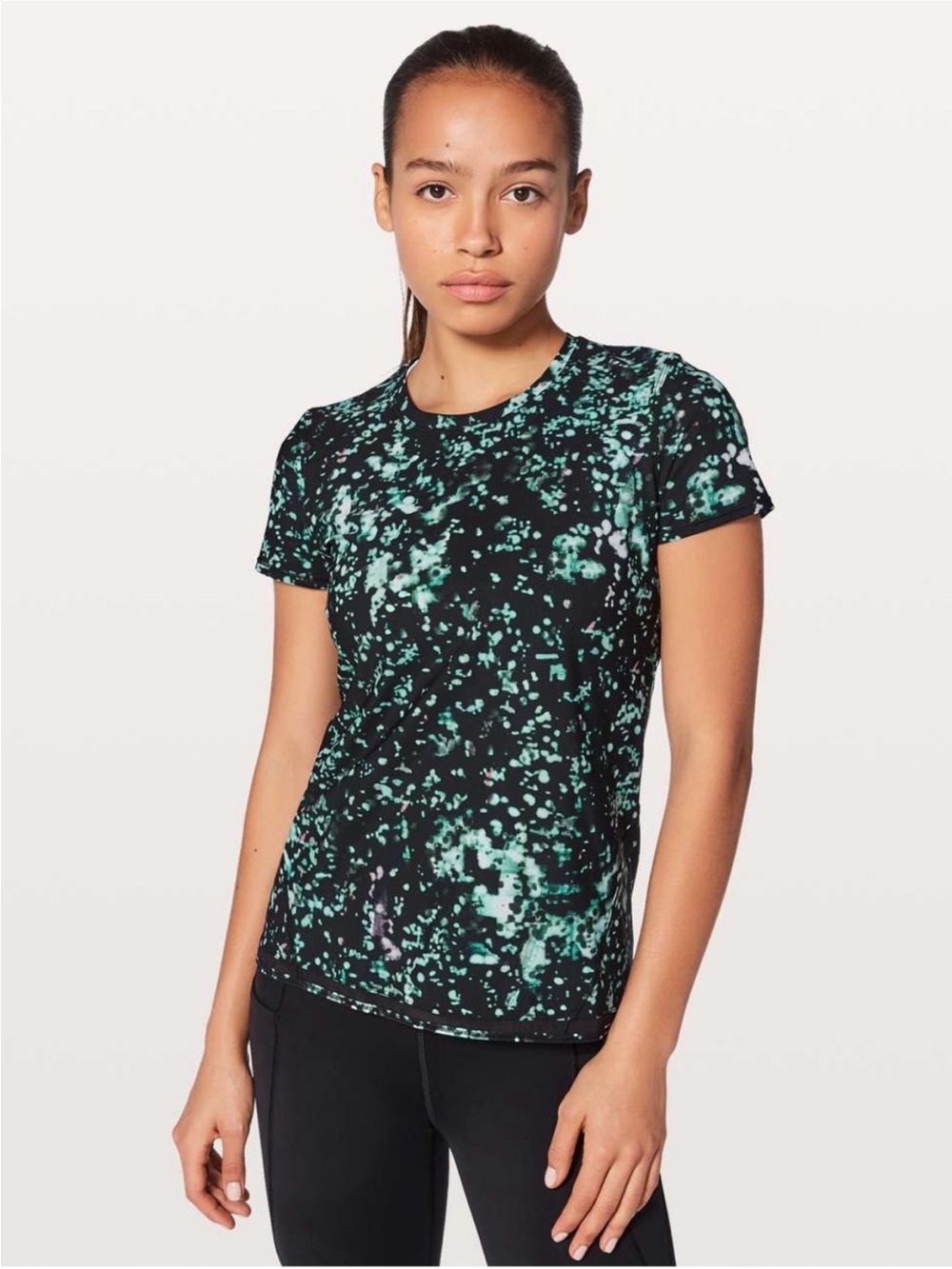 lululemon Womens Into the Sun Shirt Short Sleeve Pixel Haze Size 2 UV Protection